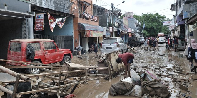 Banjirnya Jakarta Di Awal Tahun  foundbyjames